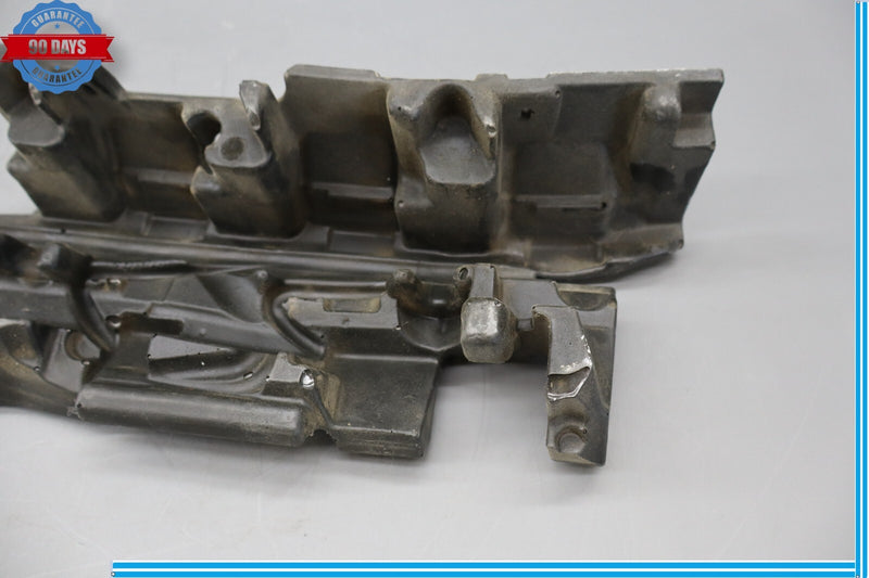 Load image into Gallery viewer, 11-20 Mercedes X166 GL450 GL550 Right Passenger Side Air Cleaner Insulator Oem
