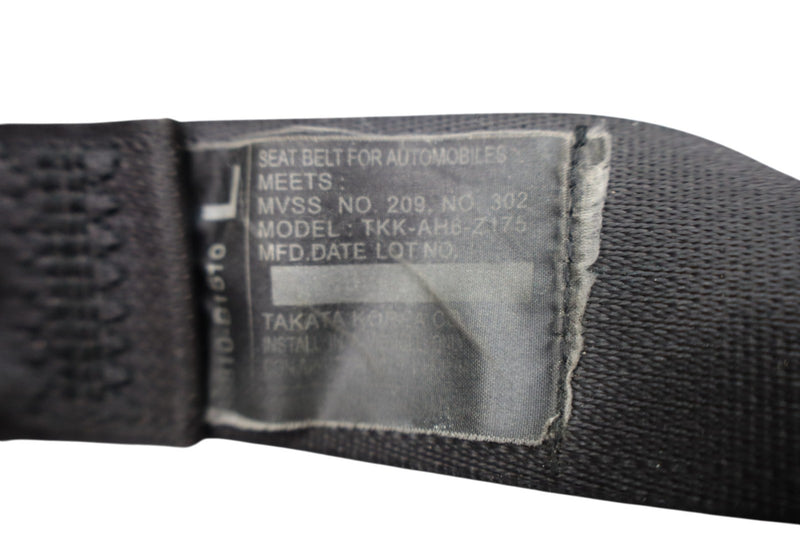 Load image into Gallery viewer, 15-17 Hyundai Genesis G80 Front Left Driver Seat Belt Seatbelt Retractor Oem
