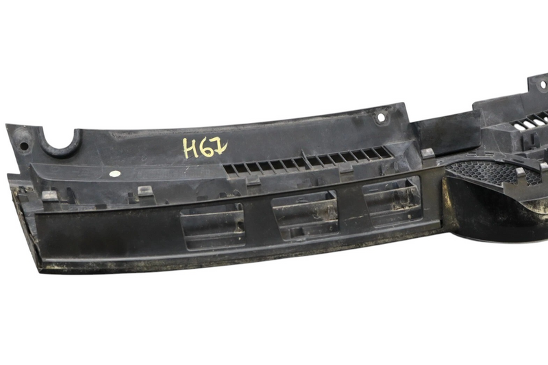 Load image into Gallery viewer, 11-14 Volkswagen Touareg Front Bumper Upper Radiator Grill Grille W/ Emblem Oem
