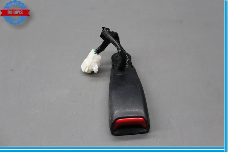 Load image into Gallery viewer, 02-10 Lexus LS430 XF30 Front Left Driver Side Seat Belt Buckle Receiver Oem
