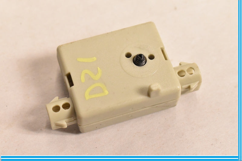 Load image into Gallery viewer, 09-15 BMW 740i 750i F01 F02 Antenna Amplifier AMP Module Unit 911826206 Oem
