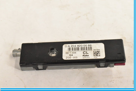2009 Mercedes W204 C250 C300 Rear Left Driver Antenna Amplifier Booster OEM