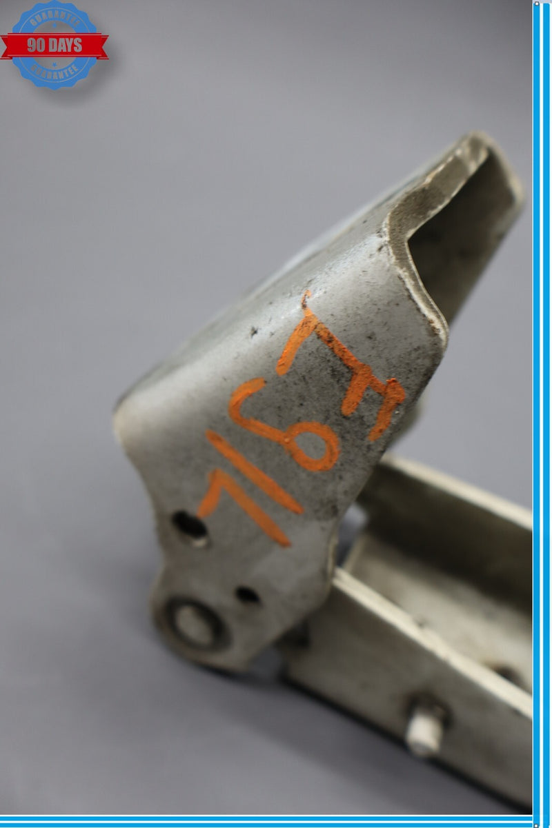 Load image into Gallery viewer, 03-09 Hummer H2 Front Left Driver Side Hood Bonnet Hinge Oem
