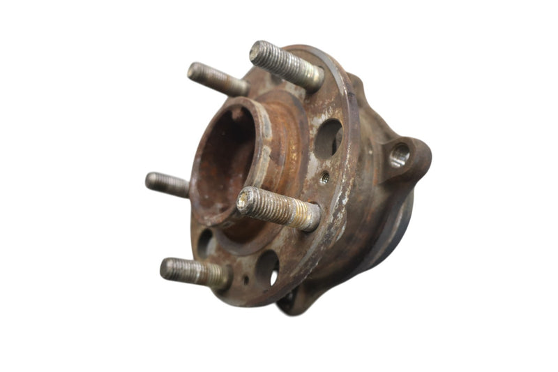 Load image into Gallery viewer, 15-17 Hyundai Genesis G80 Front Left Side Wheel Hub Bearing Assembly Oem
