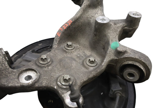 14-19 Mercedes W117 CLA250 Rear Right Side Spindle Knuckle Wheel Hub Bearing Oem