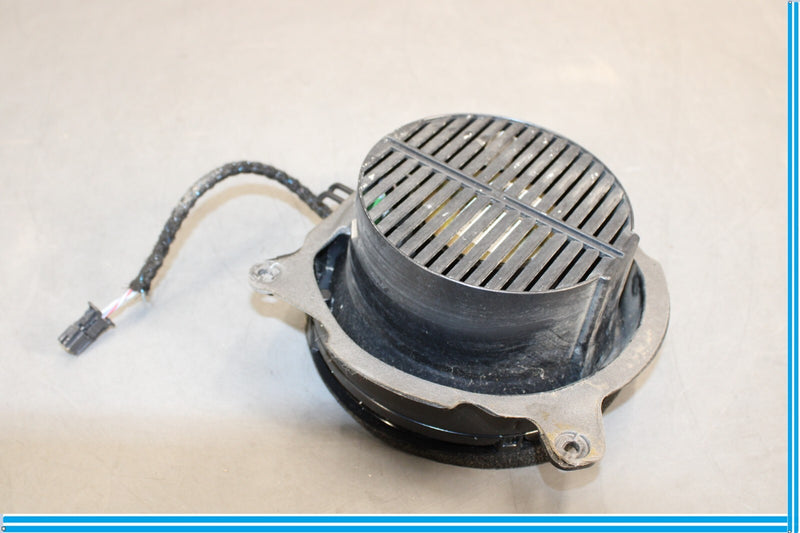 Load image into Gallery viewer, 98-03 Mercedes W210 E430 E55 Front Right Side Bose Door Audio Sound Speaker Oem
