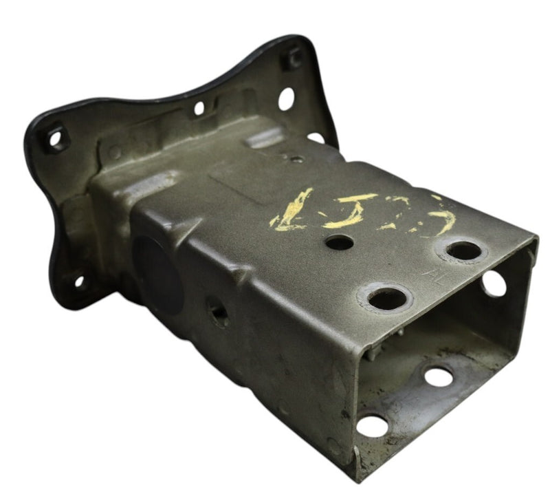 Load image into Gallery viewer, 11-16 Hyundai Equus Front Left Side Reinforcement Bracket Rail 647103N100 Oem
