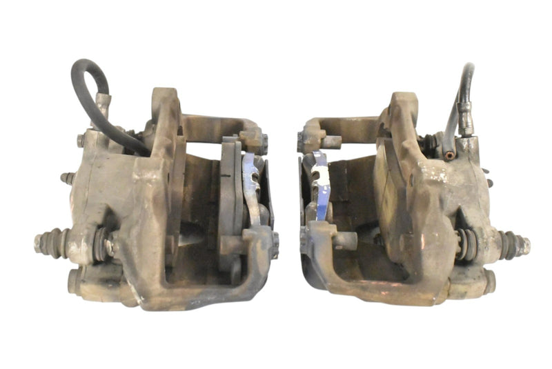 Load image into Gallery viewer, 08-18 Mercedes W212 Е350 CLS400 Front Left and Right Brake Calipers Set Oem
