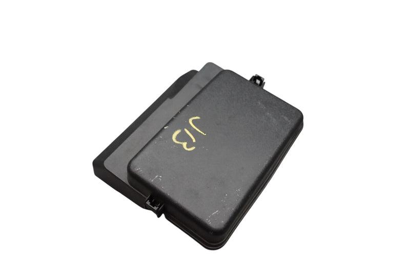 Load image into Gallery viewer, 11-13 Hyundai Equus Engine Fuse Relay Junction Box Cover 91940-3M211 Oem
