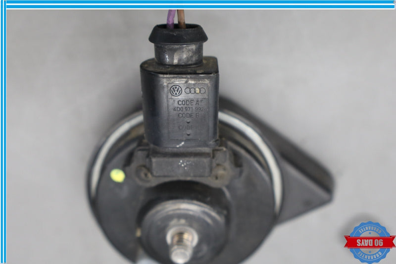 Load image into Gallery viewer, 11-17 Volkswagen VW Touareg Anti Theft Alarm Horn Siren Hight Note Tune Oem
