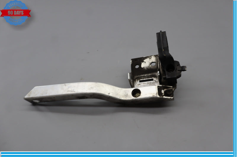 Load image into Gallery viewer, 09-15 BMW 750i 750Li F01 F02 Front Right Side Bumper Support Bracket Bar Oem
