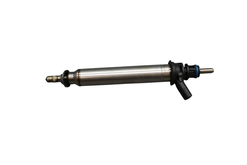 Load image into Gallery viewer, 11-18 Mercedes W207 GLS550 CL550 E550 Engine Motor Fuel Injector 0261500065 OEM
