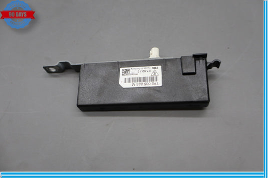 11-18 Porsche Cayenne Rear Left Side Antenna Amplifier Booster AMP Module Oem