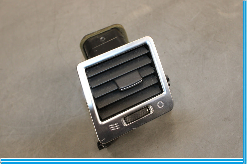 Load image into Gallery viewer, 10-13 Land Rover Range Rover Sport Right Dashboard Air Vent Passenger Oem
