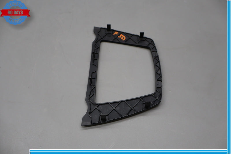 Load image into Gallery viewer, 09-15 BMW 750Li 750Li xDrive Dome Roof Console Panel Trim 9190156 Oem
