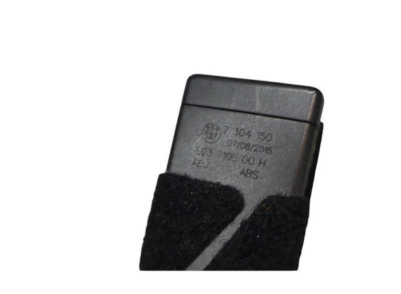 Load image into Gallery viewer, 14-21 BMW I01 i3 i3s Front Right Passenger Seat Belt Buckle Receiver Latch Oem
