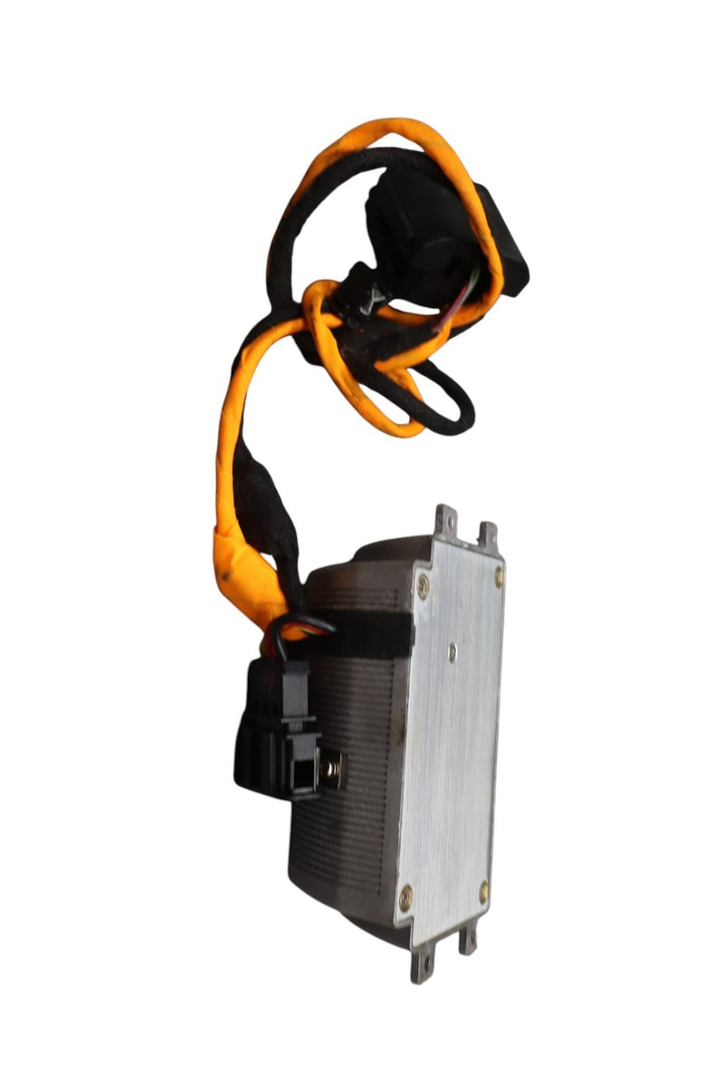 Load image into Gallery viewer, 11-17 Volkswagen Touareg Power Outlet Inverter Control Computer Module Oem
