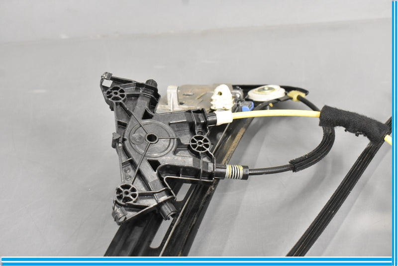 Load image into Gallery viewer, 12-18 Mercedes CLS550 Rear Left Driver Door Window Regulator Oem
