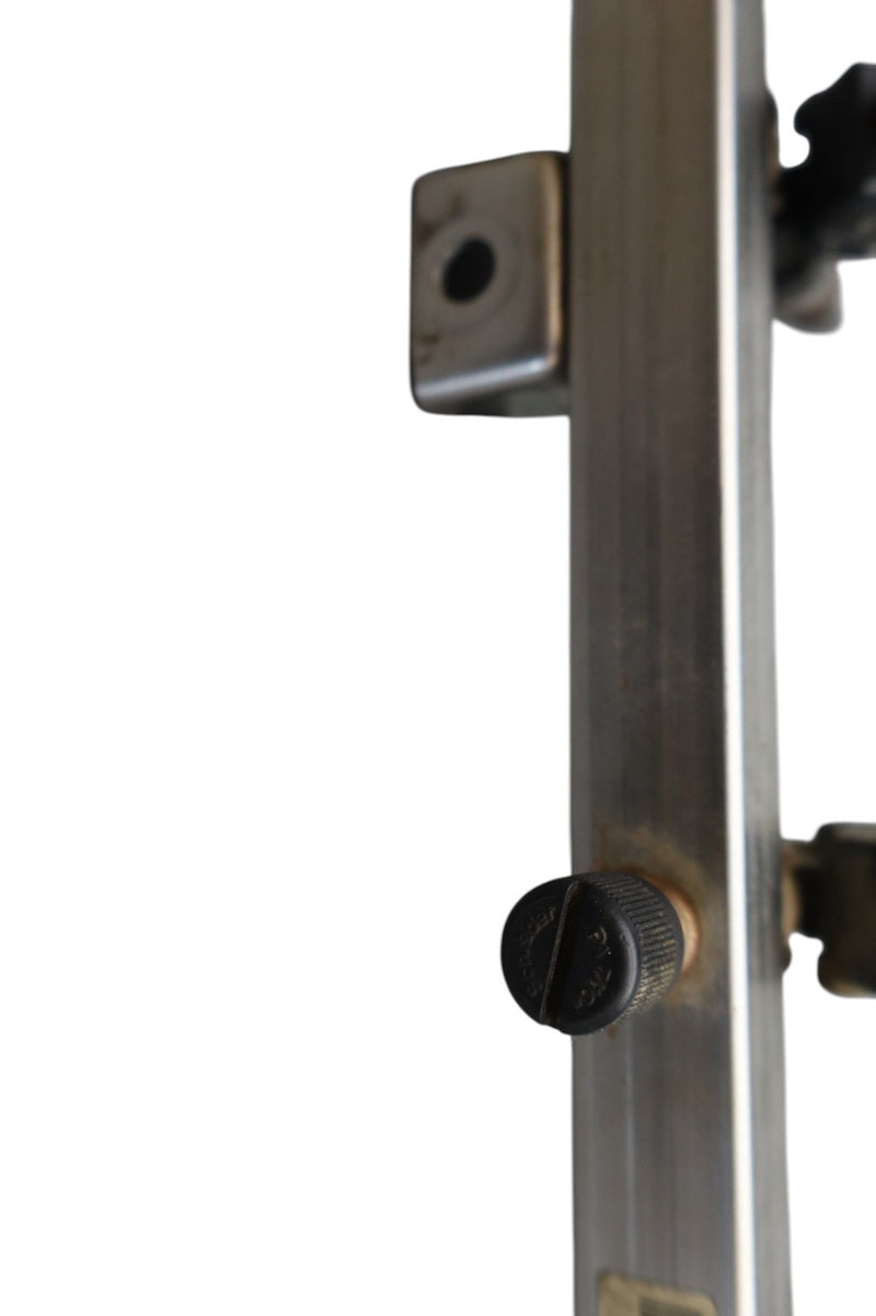 Load image into Gallery viewer, 03-19 Maserati Quattroporte M139 Left Side Fuel Injector Rail With Injector Oem
