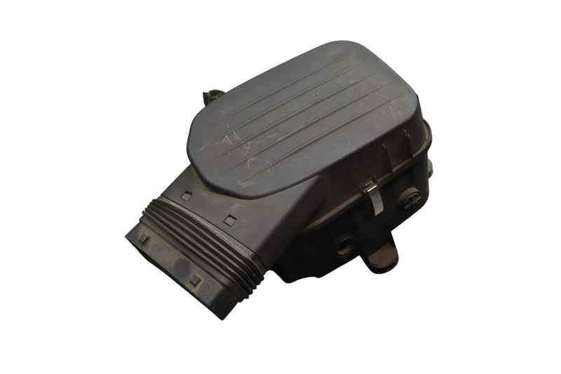 Load image into Gallery viewer, 14-18 Maserati Quattroporte Left Driver Side Engine Air Intake Filter Oem
