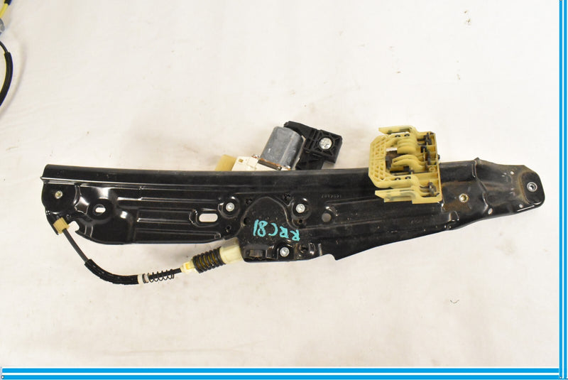 Load image into Gallery viewer, 2009-2015 BMW 750LI F02 RIGHT PASSENGER REAR WINDOW REGULATOR W/ MOTOR OEM
