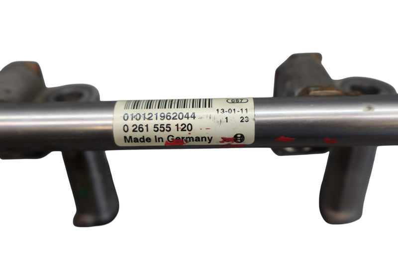 Load image into Gallery viewer, 13–21 Jaguar XJ XE F-Type 3.0L  Engine Fuel Rail DX239G774AA 0261555120 Oem
