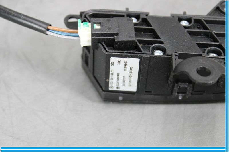 Load image into Gallery viewer, 07-14 Mercedes W221 S550 CL550 Front Left Driver Door Lock Switch 2218213051 Oem
