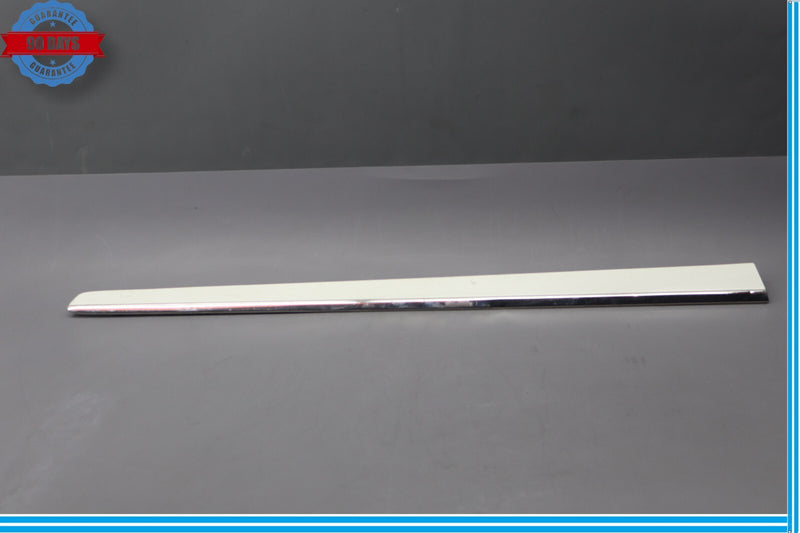 Load image into Gallery viewer, 06-12 Mercedes W164 ML500 GL550 Front Right Passenger Side Door Molding Trim Oem
