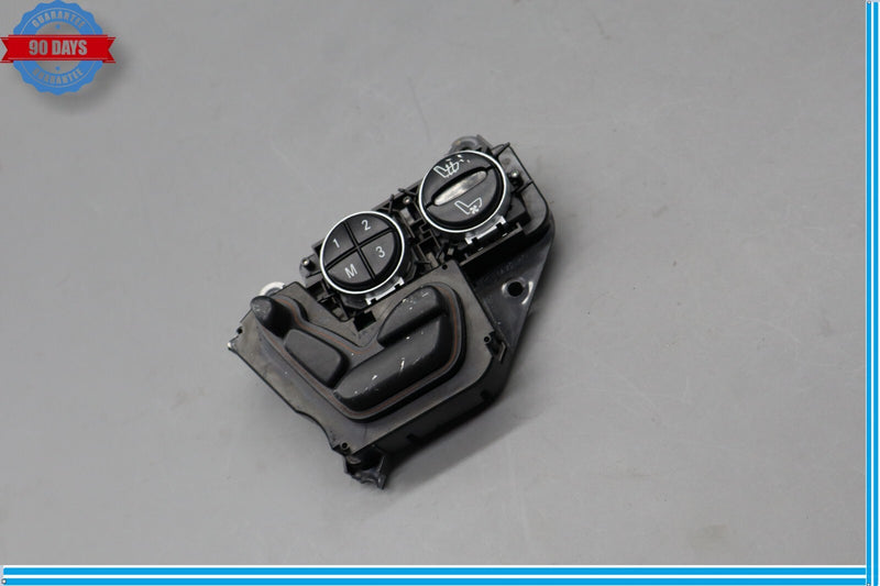 Load image into Gallery viewer, 03-08 Mercedes R230 SL500 Front Left Side Seat Switch Control Module Oem
