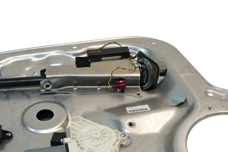 Load image into Gallery viewer, 07-13 Mercedes W221 S550 S63 Rear Left Side Door Window Regulator Panel Assy Oem
