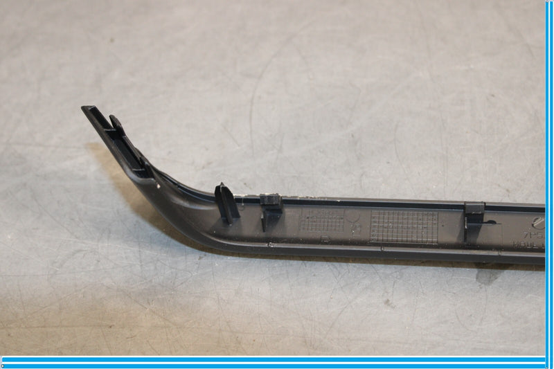 Load image into Gallery viewer, 11-17 Porsche Cayenne Rear Right Passenger Side Door Panel Trim Grab Handle Oem
