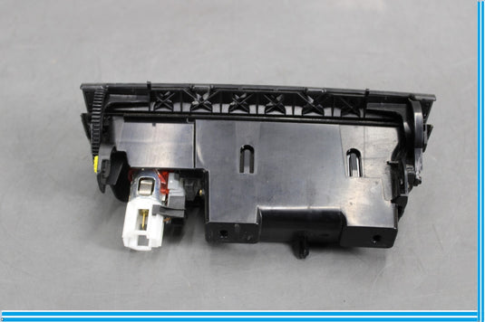 09-17 Volkswagen CC Front Center Console Ashtray Ash Tray Power Outlet Oem