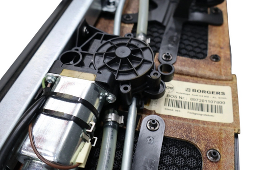 11-18 Audi A8 A8L Quattro Rear Electric Sunshade Deck Trim Panel 4H4863412 Oem