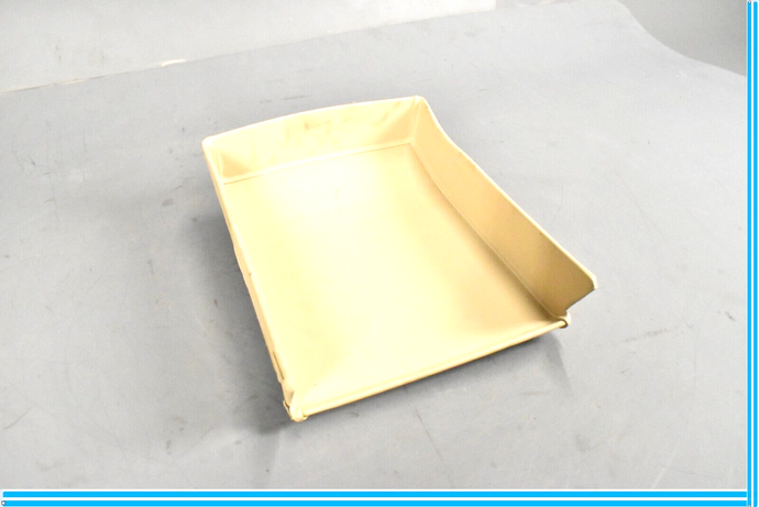 04-13 Maserati Quattroporte M139 Rear Seat Center Trunk Access Cover Panel Oem