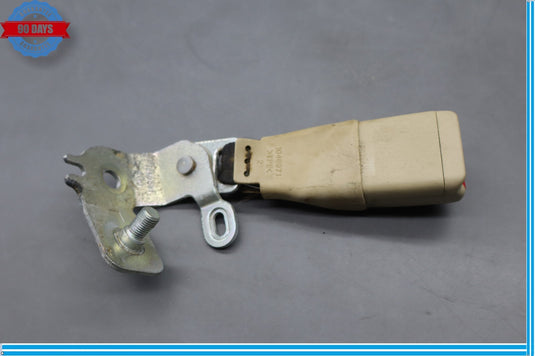 07-12 Lexus LS460 Rear Left Driver Side Center Seatbelt Seat Belt Buckle OEM
