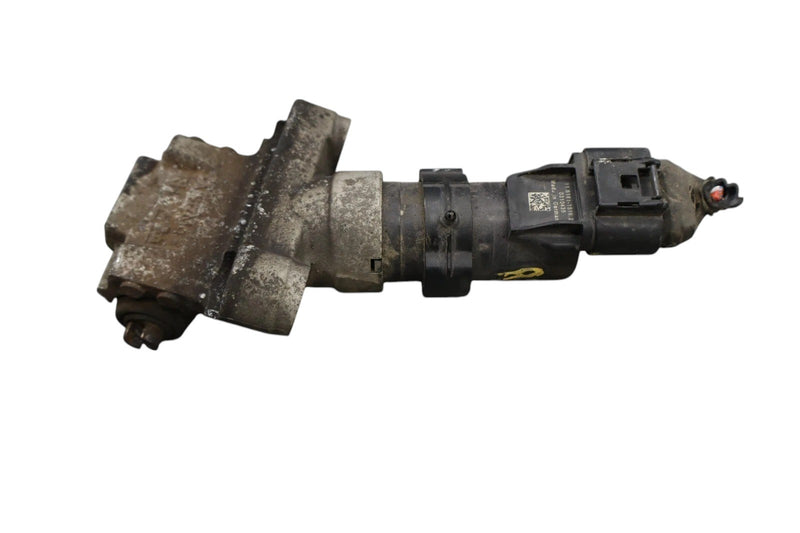 Load image into Gallery viewer, 11-18 Volkswagen Touareg Rear Right Side Parking Brake Actuator 7P0609615 Oem
