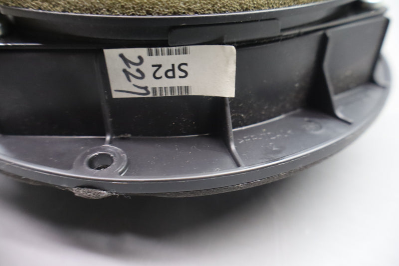 Load image into Gallery viewer, 15-20 Hyundai Genesis G80 Rear Right Door Audio Sound Speaker 96330B1050 Oem

