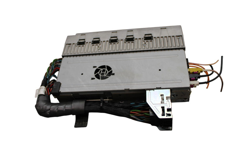 Load image into Gallery viewer, 11-13 Hyundai Equus SIG Harman Becker Premium Audio Extension Amplifier Oem
