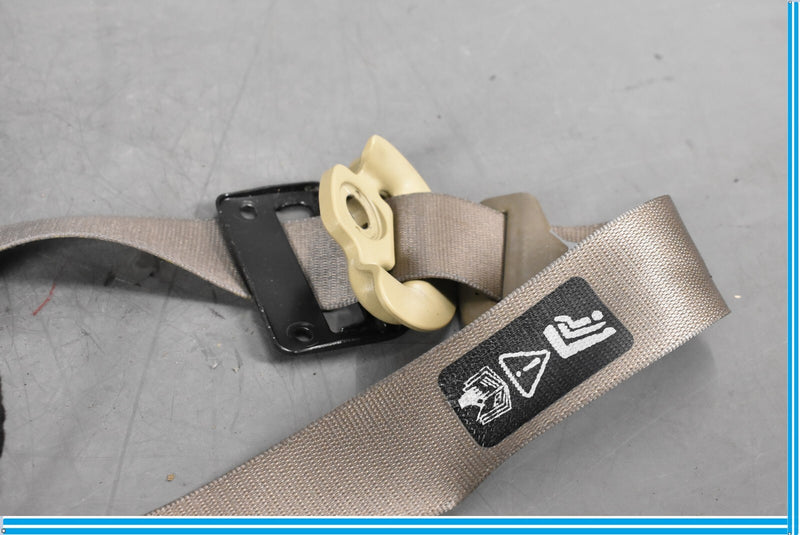 Load image into Gallery viewer, 04-07 Jaguar X350 XJR XJ8 Front Right Passenger Side Seat Belt Retractor Oem
