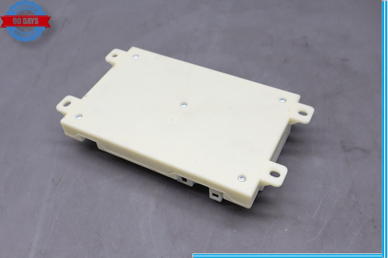 Load image into Gallery viewer, 10-15 Mercedes W218 CLS550 C300 Keyless Go Entry Control Module Unit ECU Oem
