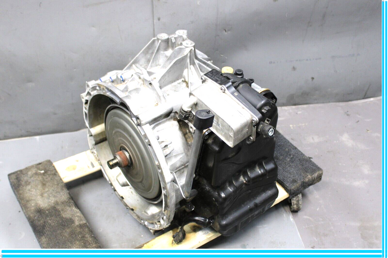 Load image into Gallery viewer, 14-18 Mercedes W117 CLA250 Automatic Transmission Gearbox 106k 2.0 Oem
