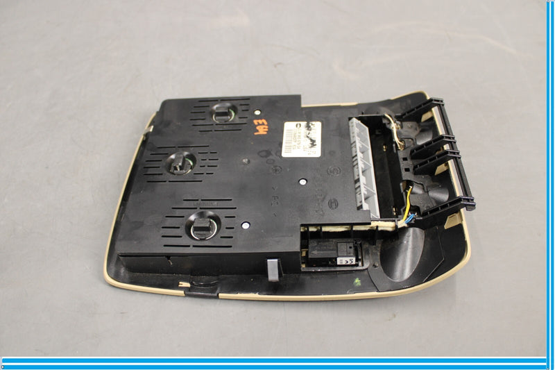 Load image into Gallery viewer, 07-13 BMW X5 E70 Front Overhead Dome Light Lamp W/ Sunroof Switch Oem
