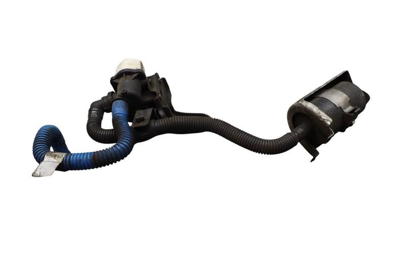 Load image into Gallery viewer, 14-17 Maserati Ghibli M157 Fuel Vapor Canister Leak Detection Pump W/ Hose Oem
