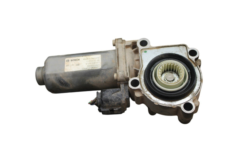 Load image into Gallery viewer, 12-18 Infiniti QX56 QX80 Transfer Case Shift Motor 290101LA0A Oem
