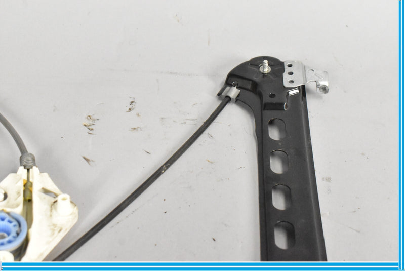 Load image into Gallery viewer, 06-11 Mercedes CLS550 CLS55 AMG W219 Rear Right Door Window Regulator Oem
