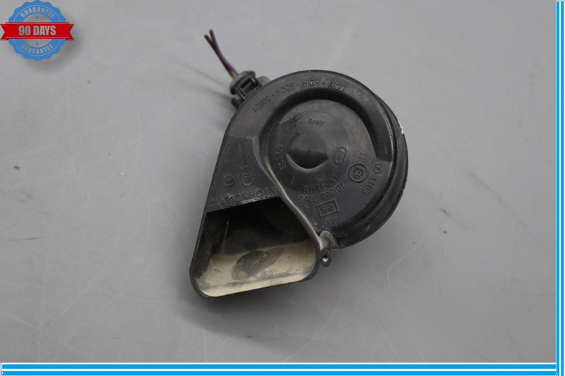 Load image into Gallery viewer, 11-17 Volkswagen VW Touareg Anti Theft Alarm Horn Siren Hight Note Tune Oem
