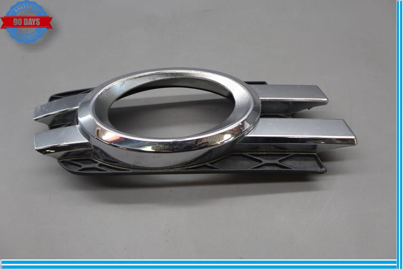 Load image into Gallery viewer, 07-09 Mercedes X164 GL450 GL320 Right Base Bumper Fog Light Grille Grill Oem
