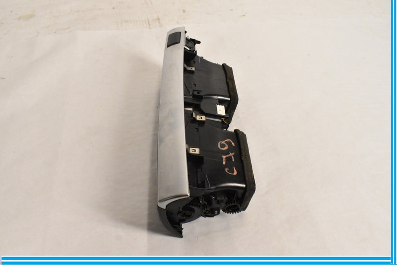 Load image into Gallery viewer, OEM 2007-2013 BMW X5 E70 FRONT CENTER DASH CLIMATE AIR VENT W/ HAZARD
