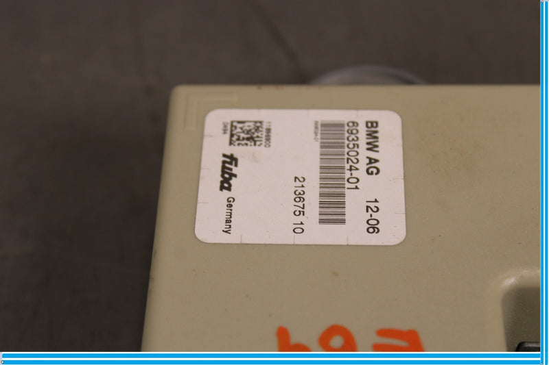 Load image into Gallery viewer, 07-13 BMW X5 E70 Antenna Amplifier Amp Control Module Unit Oem
