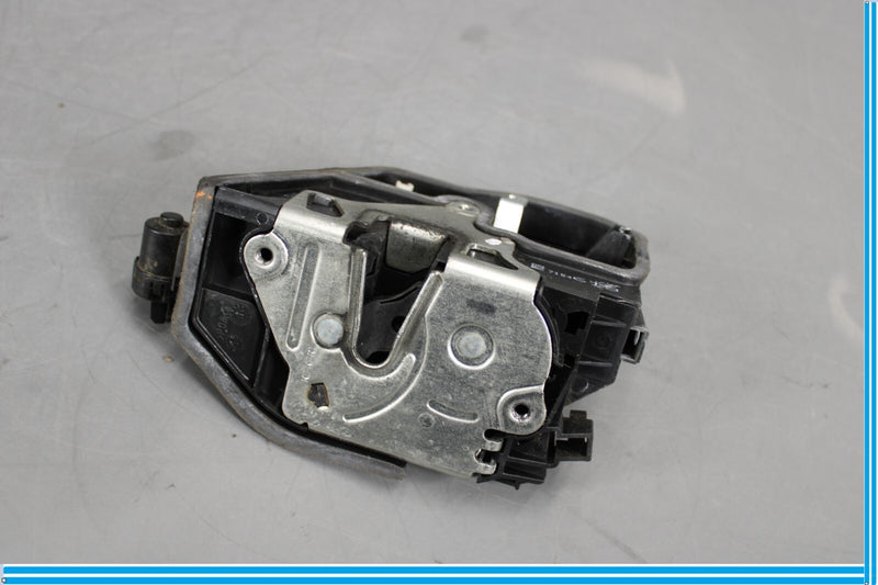 Load image into Gallery viewer, 12-18 BMW 320i 328i 645CI F30 Front Left Driver Seat Door Lock Actuator Oem
